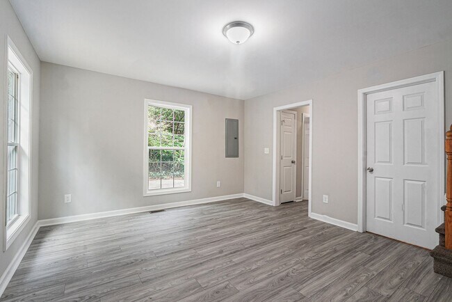 Building Photo - Newly Built 3BR/2.5BA Townhome in Lithonia!