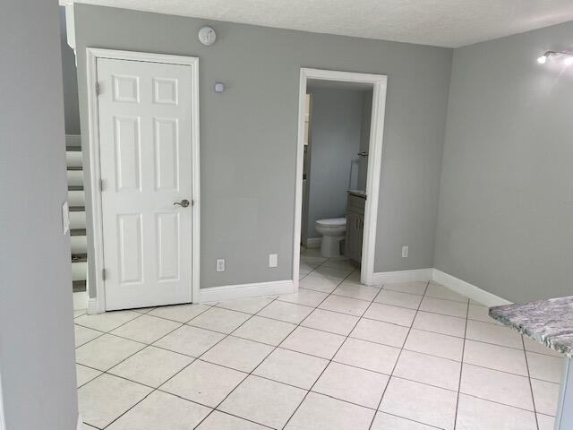 Building Photo - 1212 Vista Oaks Cir NE