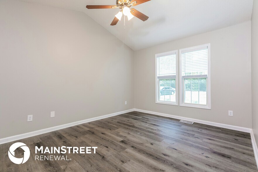 Building Photo - 1421 Mandolin Pl