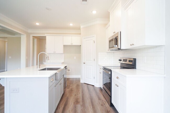 Building Photo - Now Leasing in John’s Landing – The Brooks...