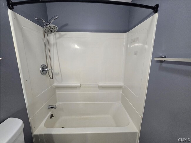 Building Photo - 2802 Lemoyne Ave