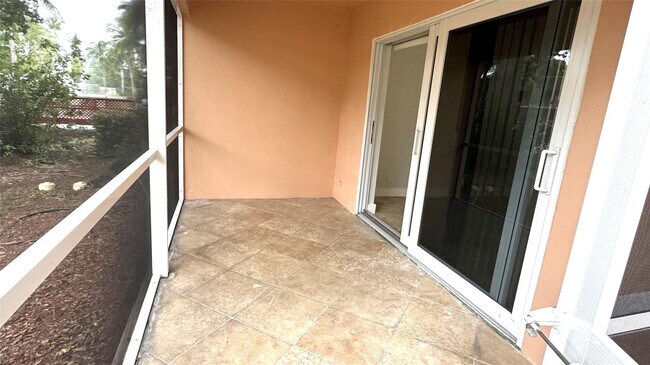 Building Photo - 760 SE 2nd Ave