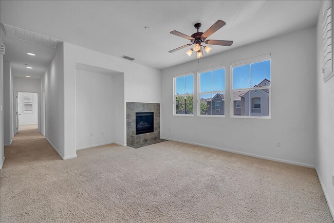 Building Photo - Upgraded 2BD/2BA Condo Near Empire Ranch G...