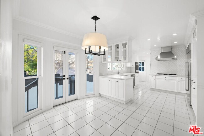 Building Photo - 502 Smithwood Dr