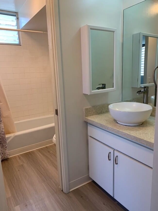 Building Photo - Salt Lake Area - Lakeside West building - 1 bedroom, 1 bath unit w/1 parking - Avail now