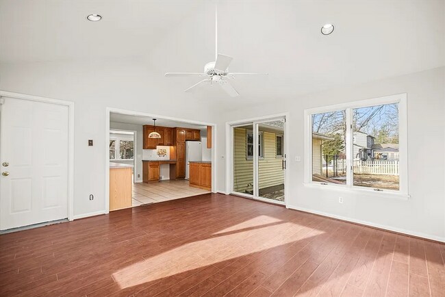 Building Photo - Beautiful Single Family Home for Rent in an Unbeatable Longmeadow Neighborhood!