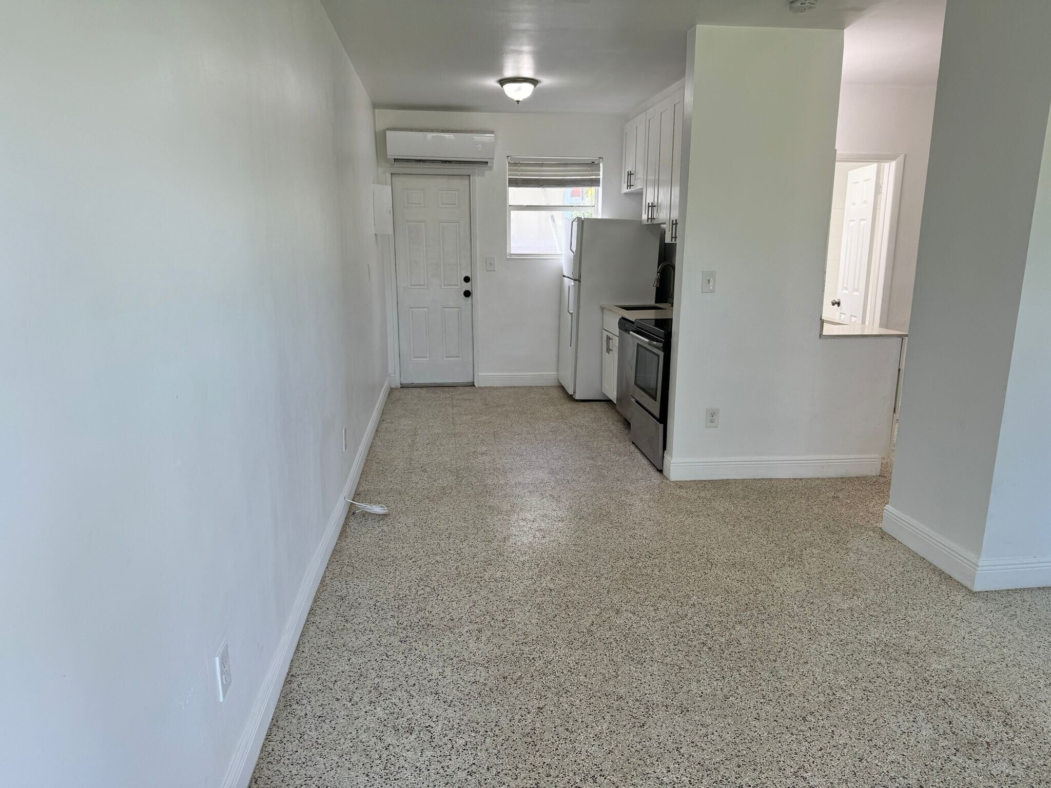Building Photo - 150 NW 78th St