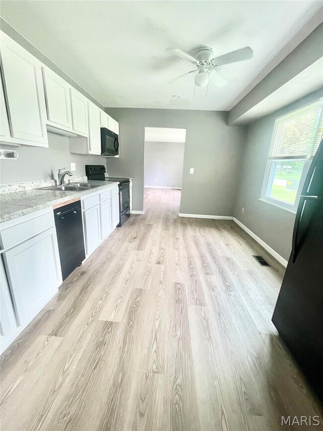 Building Photo - 805 Juniper Dr