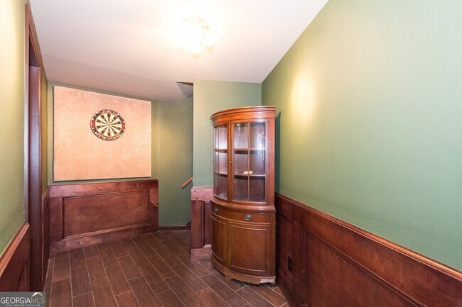 Building Photo - 5166 Wheeler Dr