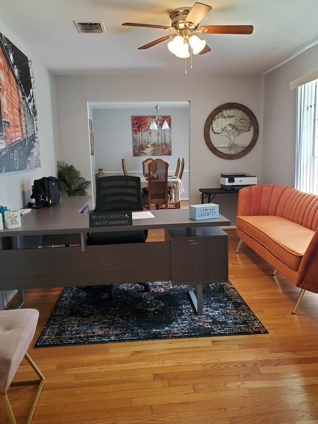 Building Photo - 5210 Honey Cir