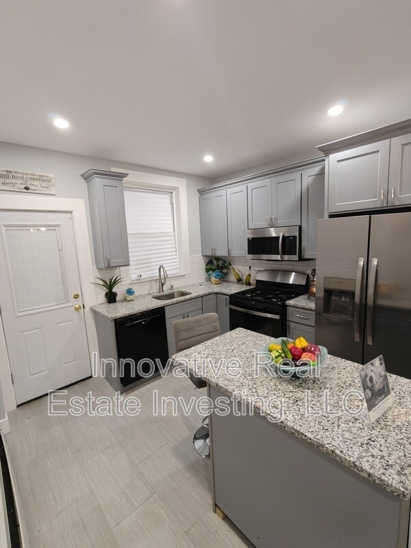 Building Photo - 2916 W Norris St