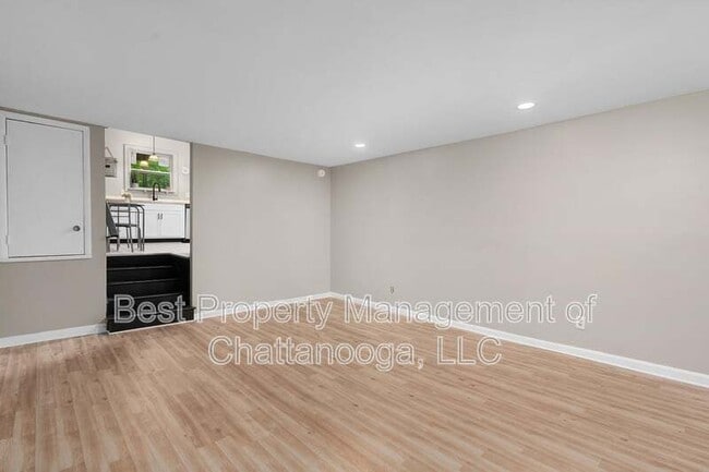 Building Photo - 786 Winding Hills Ln