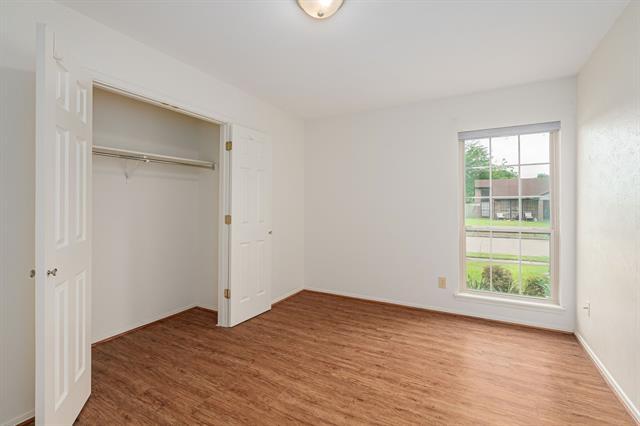 Building Photo - 557 Gillespie Dr