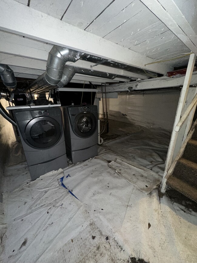 Building Photo - 215 Dunlap St