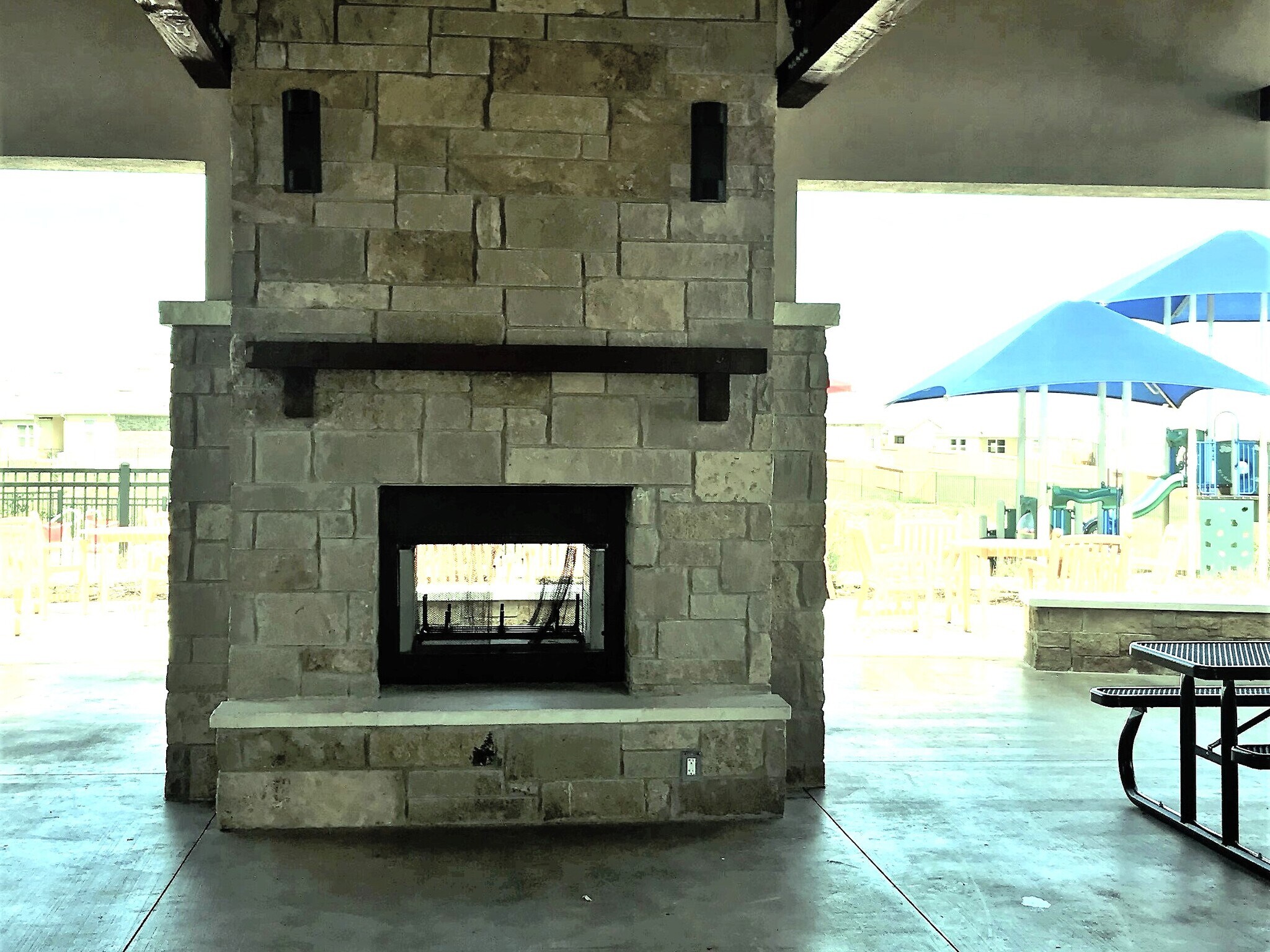 Building Photo - 19905 Per Lange Pass