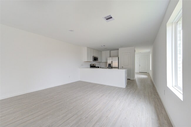 Building Photo - 26811 Prairie Smoke Ln
