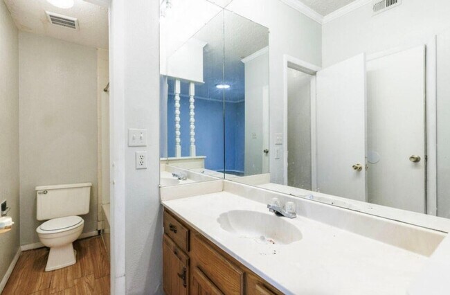 Building Photo - 7405 Avenue X