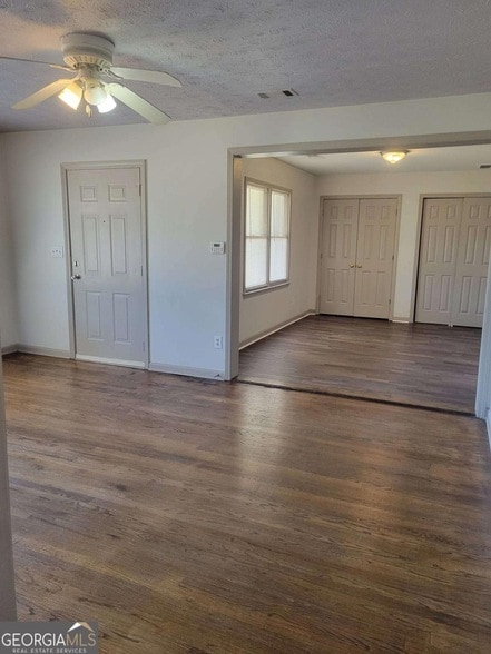 Building Photo - 1063 Pleasant Hill Rd