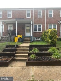 Building Photo - Townhome In Glen Burnie
