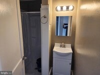 Building Photo - 1816 Valley Ave