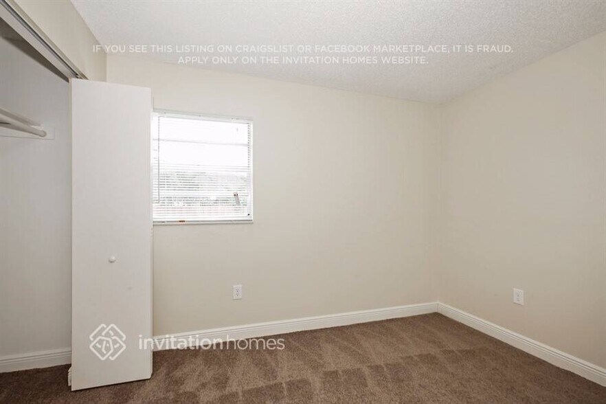 Building Photo - 19432 NW 62nd Ct