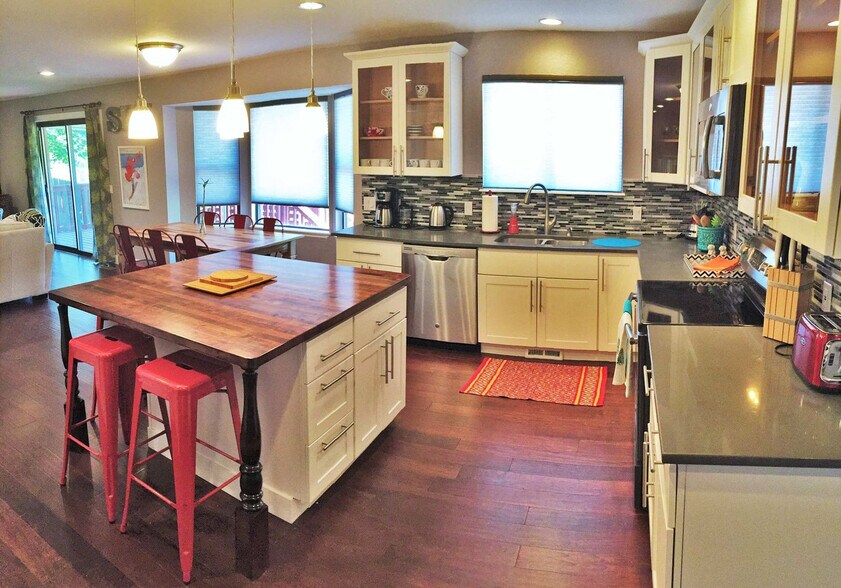 Building Photo - 7492 Brighton Way