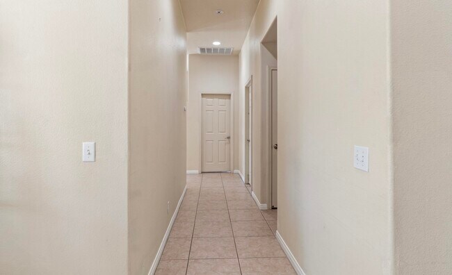 Building Photo - 44658 Franklin Ct