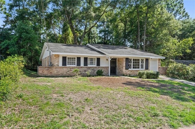 Building Photo - 5516 Brightwood Ln