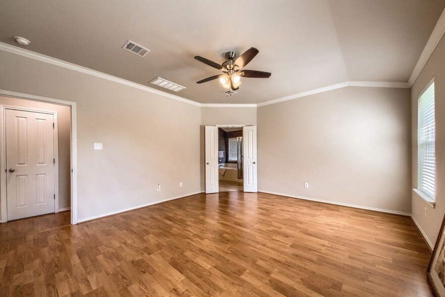 Building Photo - 25614 Texas Ash