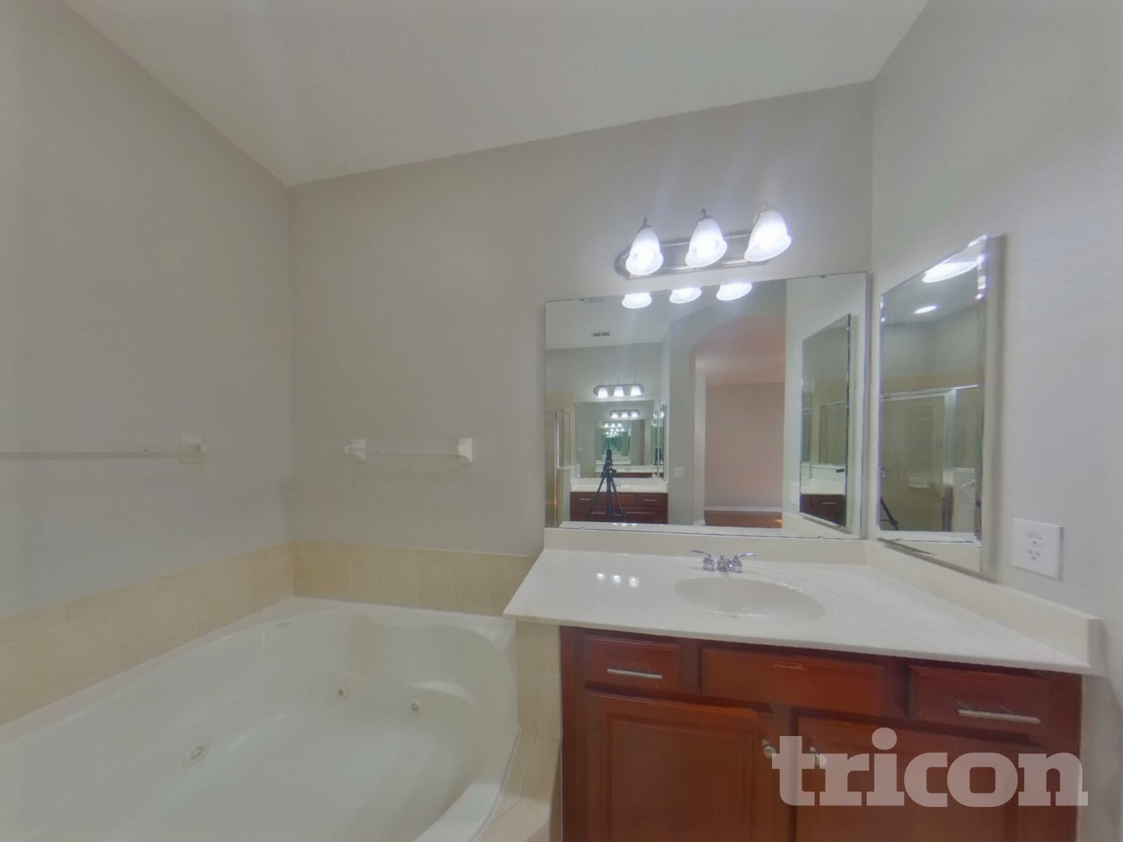 Building Photo - 304 Churchill Downs Blvd