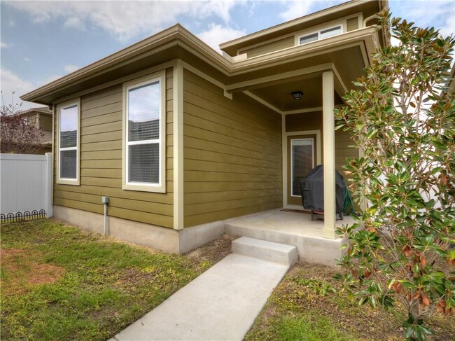 Building Photo - 1014 Lost Pines Ln