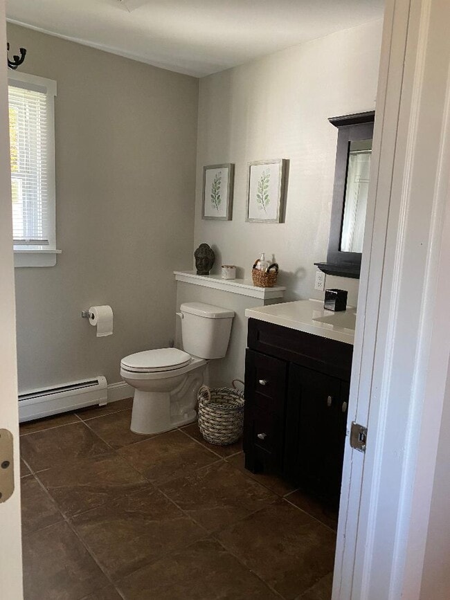 Building Photo - 67 Suncrest Terrace