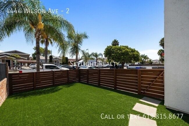 Primary Photo - 4444 Wilson Ave