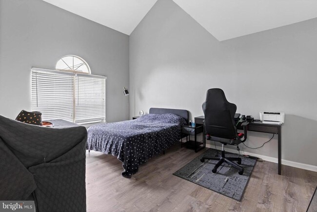 Building Photo - 206 Remington Ct