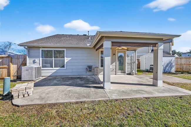 Building Photo - 29603 Golden Vines Ln