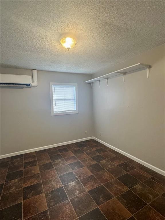 Building Photo - 837 S Elm St