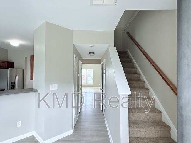 Building Photo - 4917 Sunburst Ln