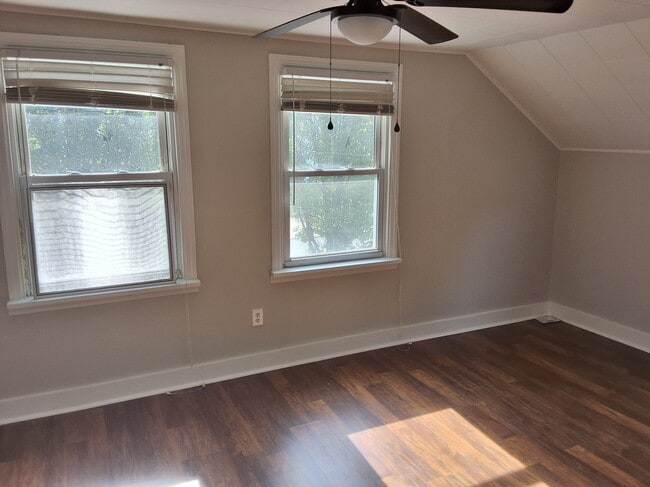 Building Photo - 5198 South St