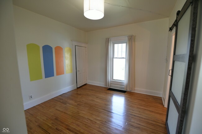 Building Photo - 205 W 3rd St