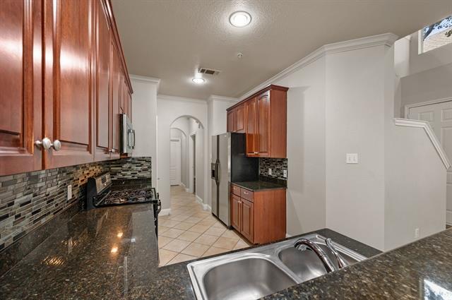 Building Photo - 609 Rosemead Dr