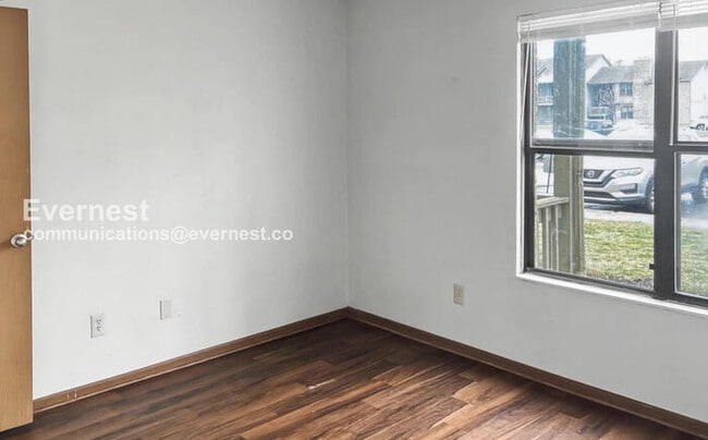 Building Photo - 5300 Darlington Rd