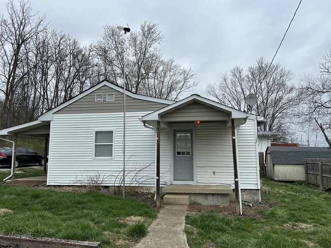 Building Photo - 1702 Michigan Ave
