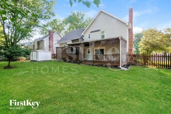 Building Photo - 14000 S Tomahawk Dr