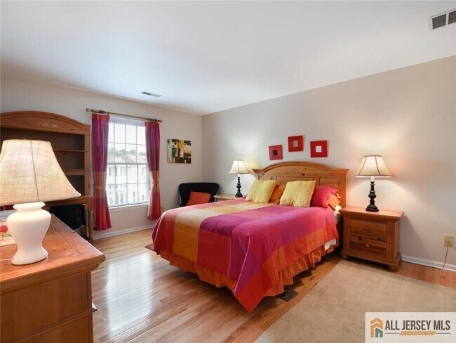 Building Photo - 27 Bodine Dr