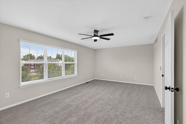 Building Photo - 379 Cherry Orchard Rd