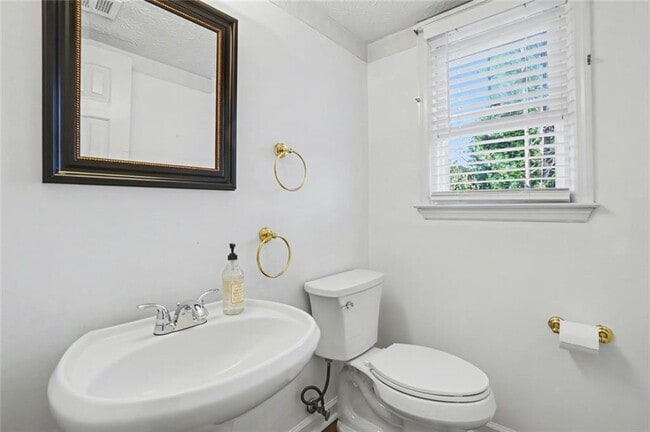 Building Photo - 4931 Heritage Trace Ct