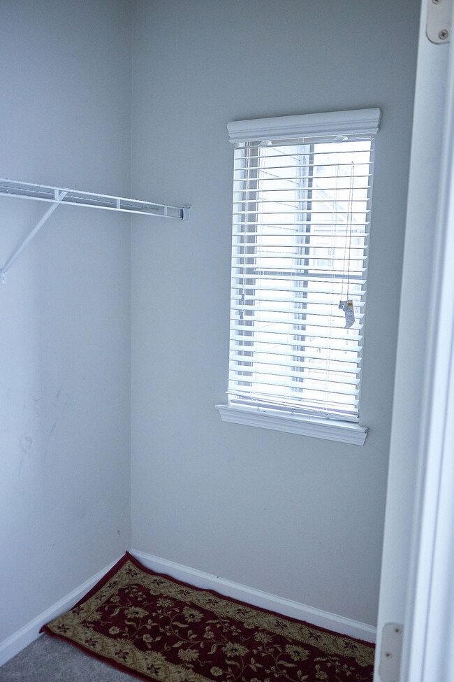 Building Photo - 7687 Volion Dr