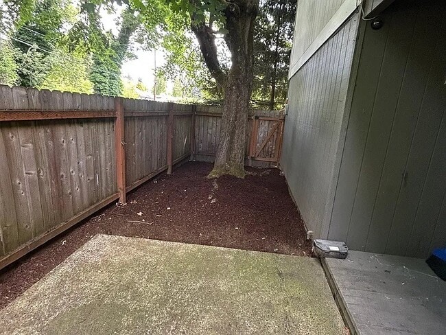 Building Photo - Knight Apartments