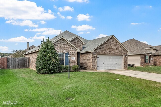 Building Photo - 709 Bianca St