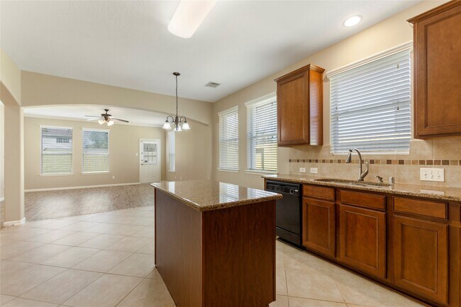 Building Photo - 11723 Cypress Creek Forest Dr